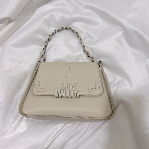 Steve Madden Handbags - Steve Madden handbag